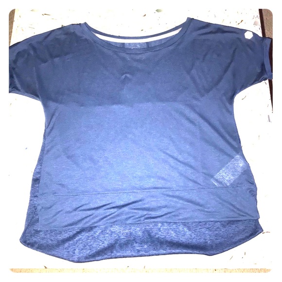 SMALL ASICS BLUE REFLECTIVE CROP TOP - Picture 1 of 5